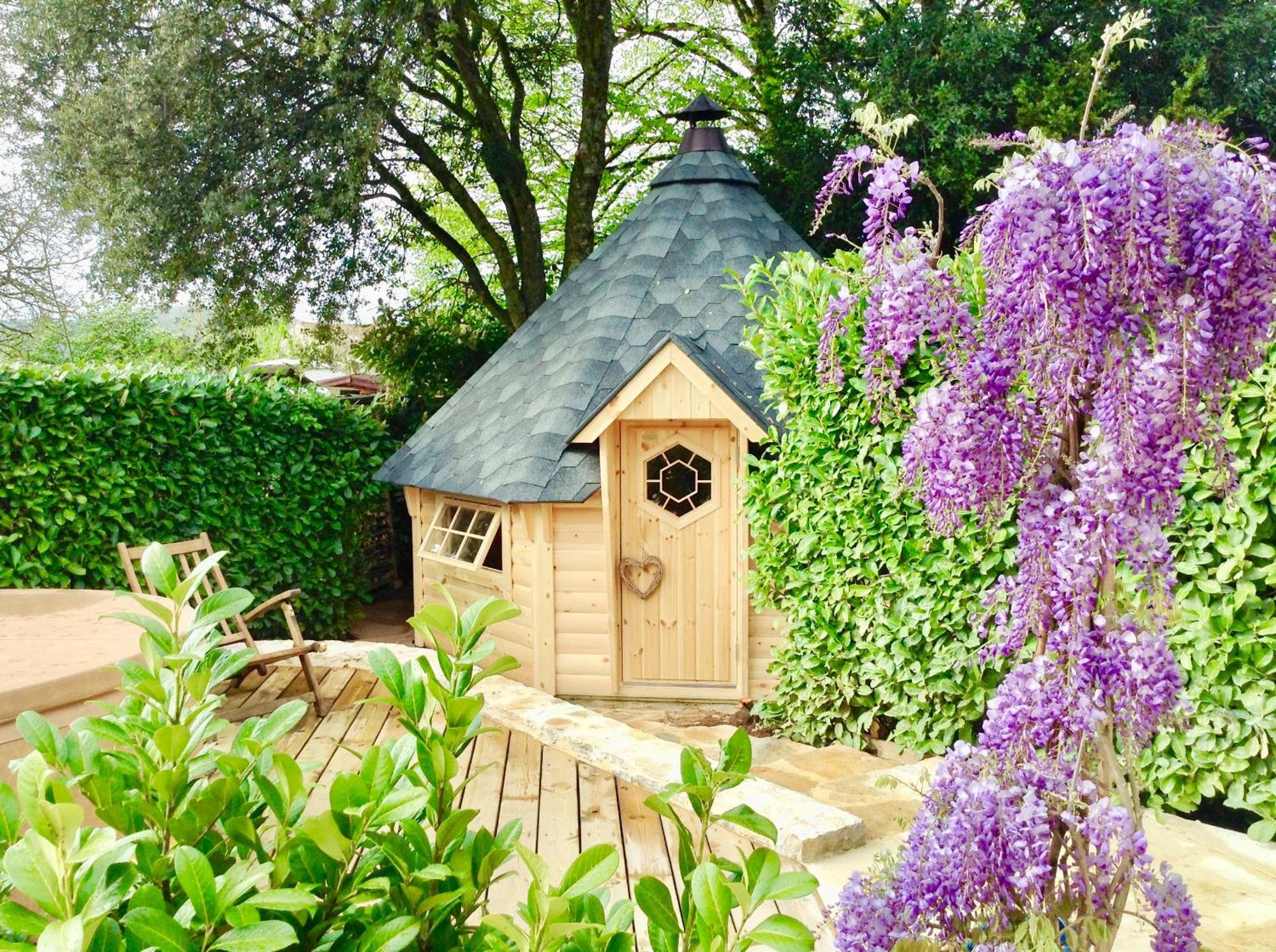 Le Relais Des Anges Bed & Breakfast Mercues Bagian luar foto
