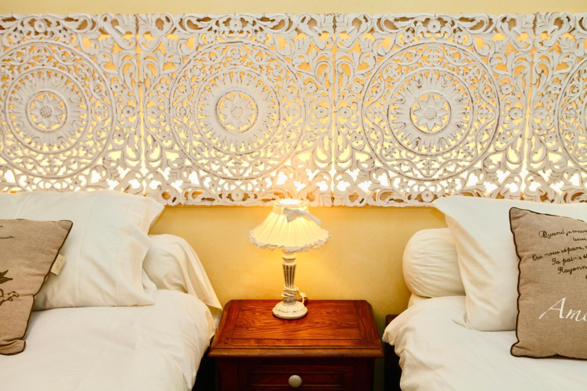 Le Relais Des Anges Bed & Breakfast Mercues Bagian luar foto
