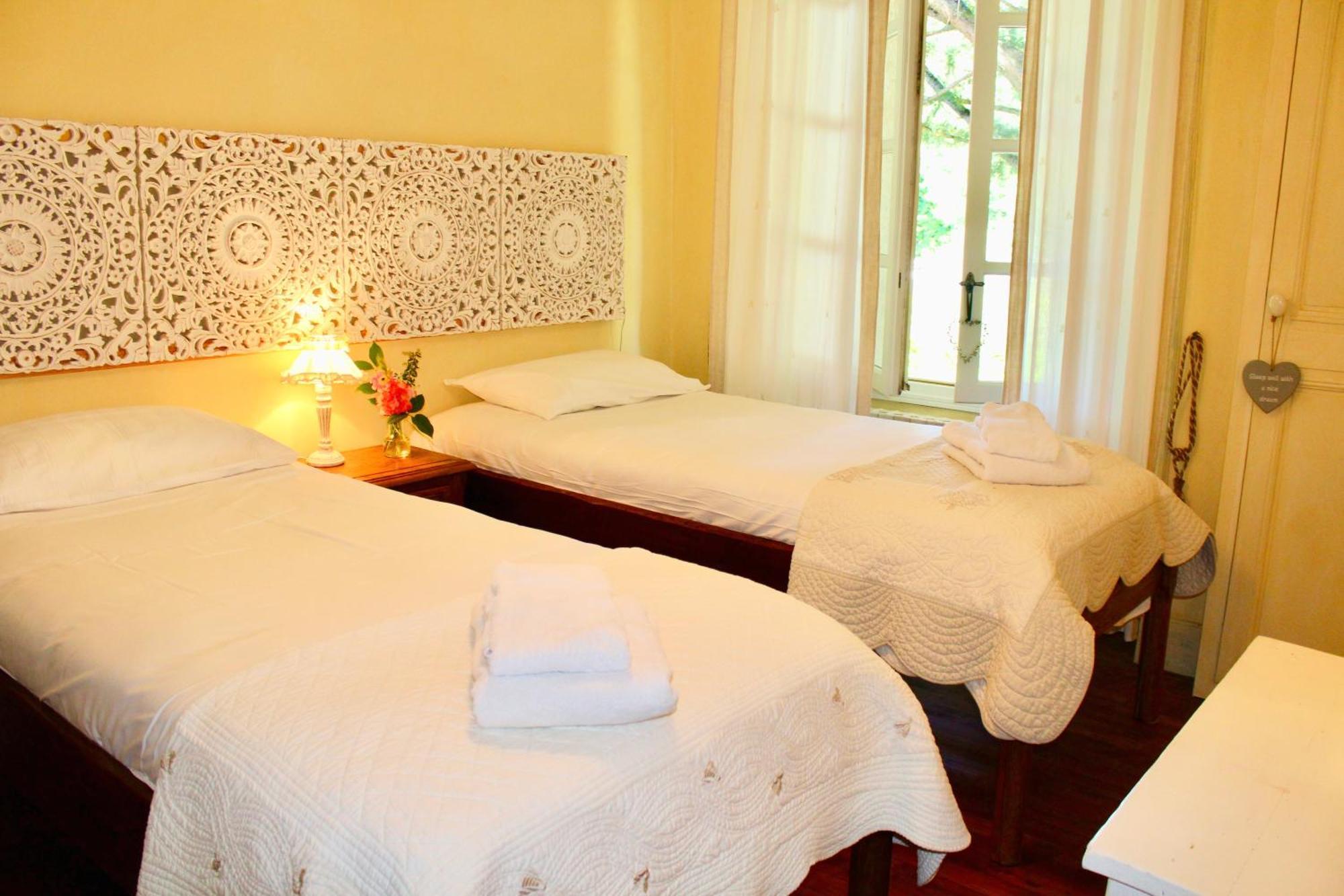Le Relais Des Anges Bed & Breakfast Mercues Bagian luar foto